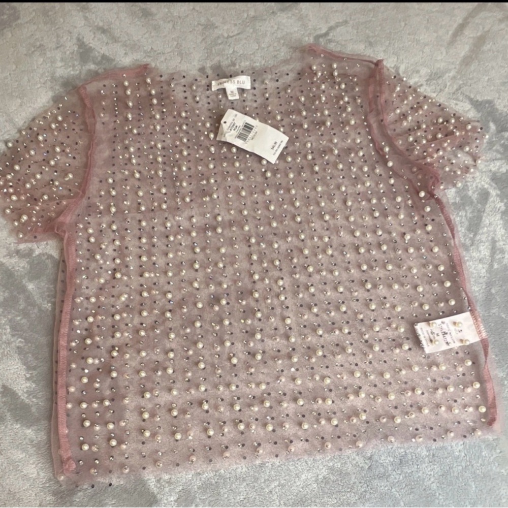 Elegant Women’s Blouse with Pearl Accents